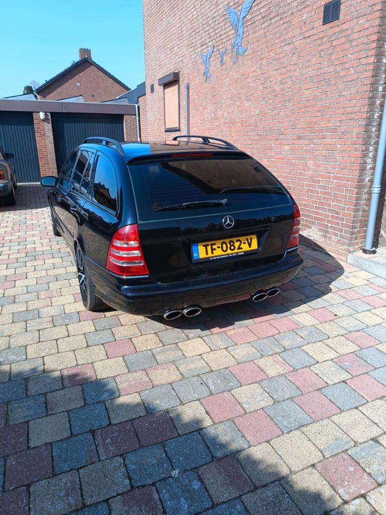 Mercedes-Benz C350 AMG T 2005 Zwart, Automaat, Achterwielaandrijving, 1800 kg, Zwart