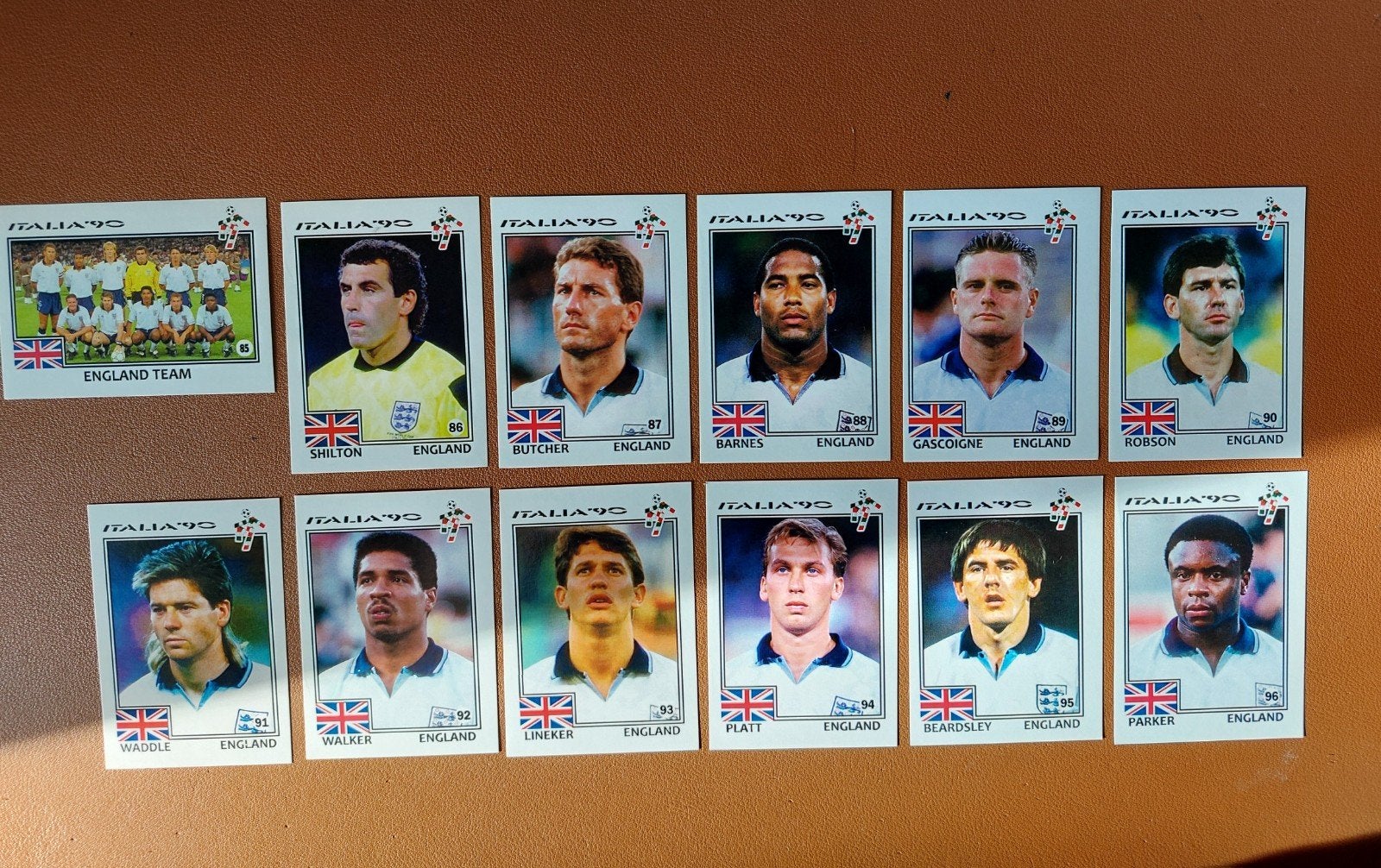 Engeland wk 90 adidas voetbal plaatjes sticker, Verzamelen, Ophalen of Verzenden, Zo goed als nieuw, Buitenlandse clubs, Poster, Plaatje of Sticker