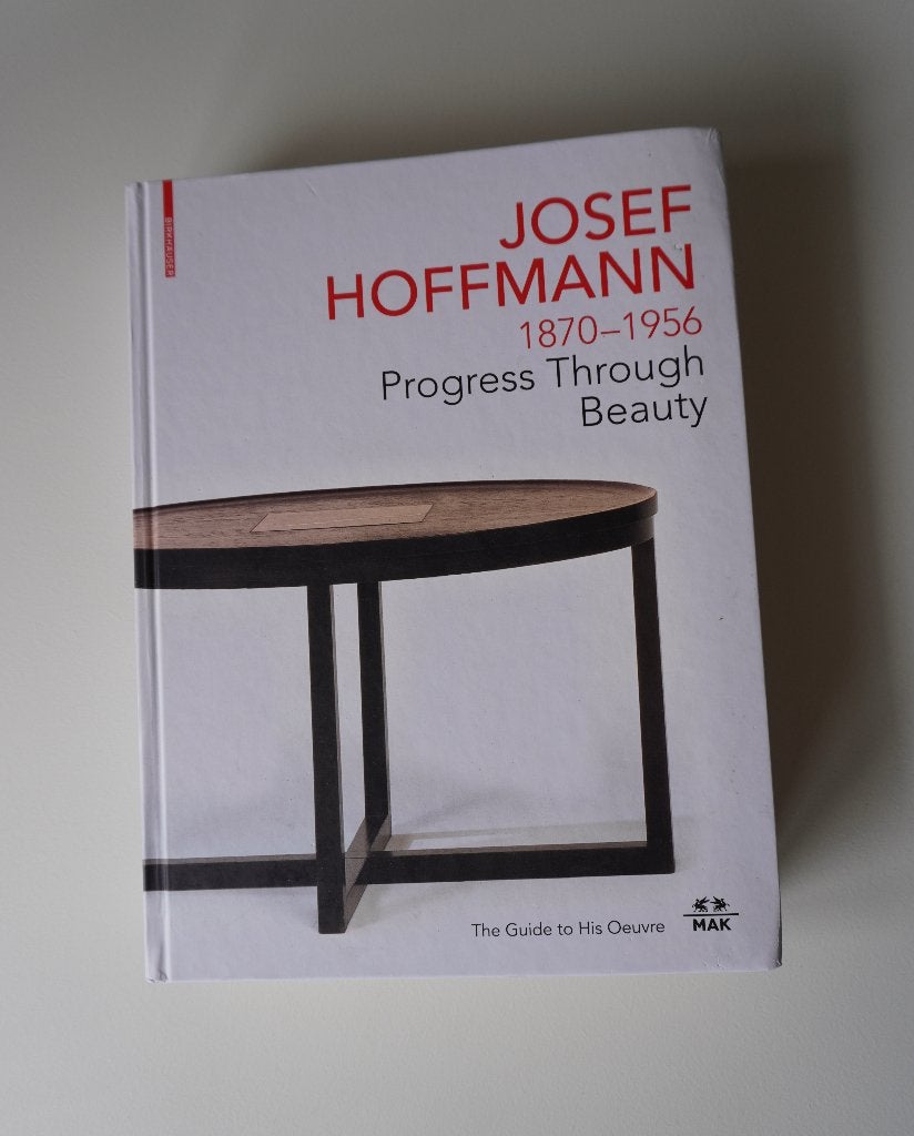 Josef Hoffmann standaardwerk Beauty through Progress, Ophalen of Verzenden, Gelezen, Overige onderwerpen