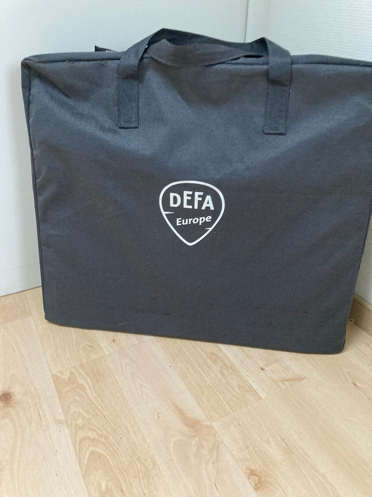 DEFA Europe Opvouwbare Campingkast / Kledingkast, Caravans en Kamperen, Ophalen, Zo goed als nieuw