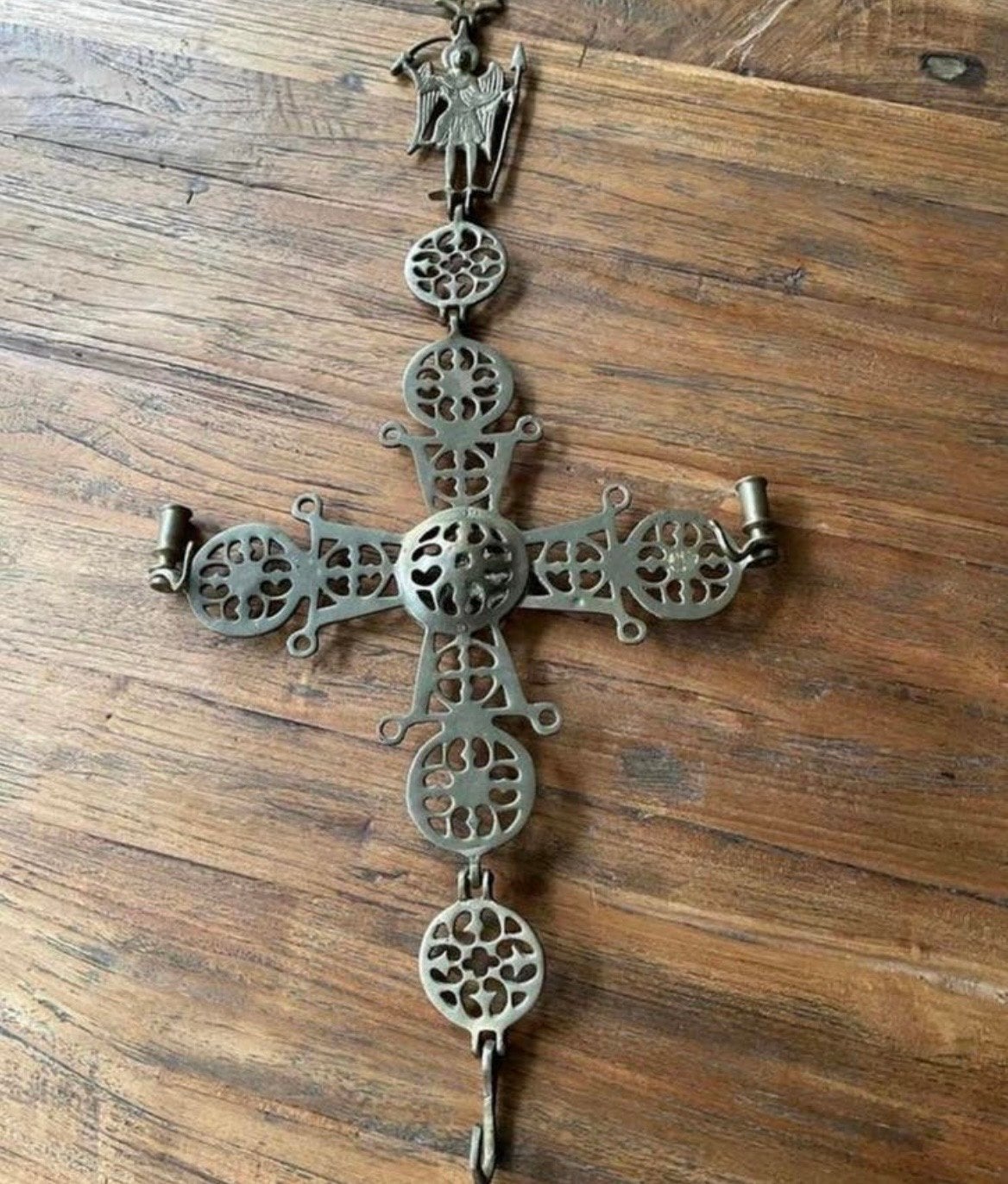 Antiek Koperen Kruis met Engel en Kandelaars, Antiek en Kunst, Ophalen of Verzenden, Koper of Brons
