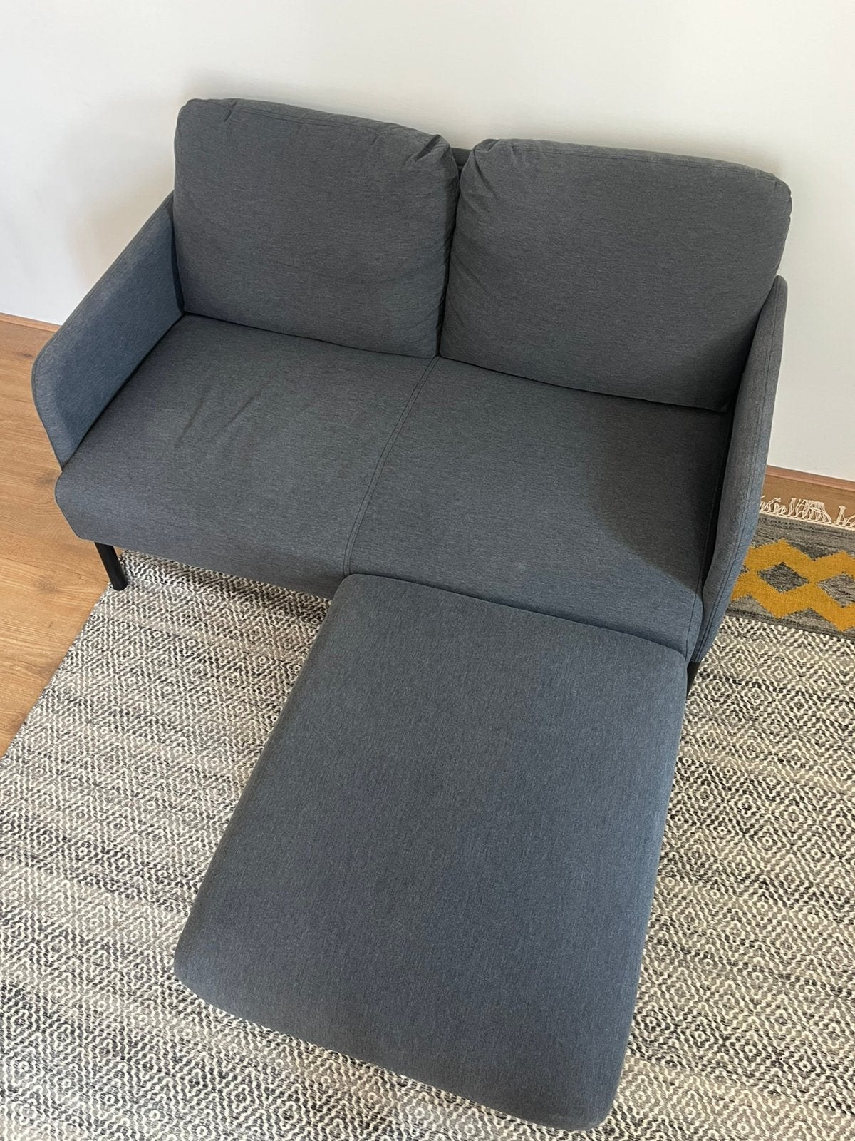Ikea Glostad 2-zitsbank met chaise longue donkergrijs, Ophalen, Zo goed als nieuw, Tweepersoons