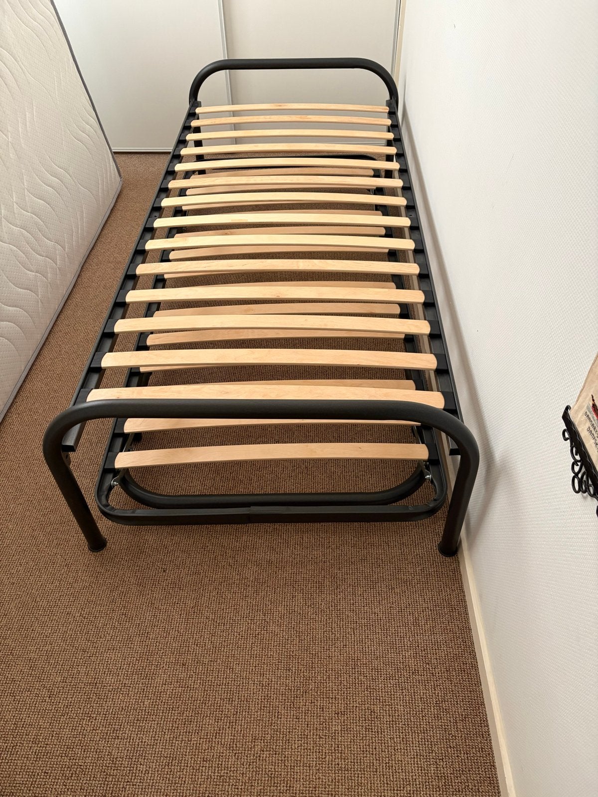 Bed met onderschuifbed inclusief matrassen, 90x200, Huis en Inrichting, Slaapkamer | Bedden, Ophalen, Verstelbaar, 90 cm, Eenpersoons