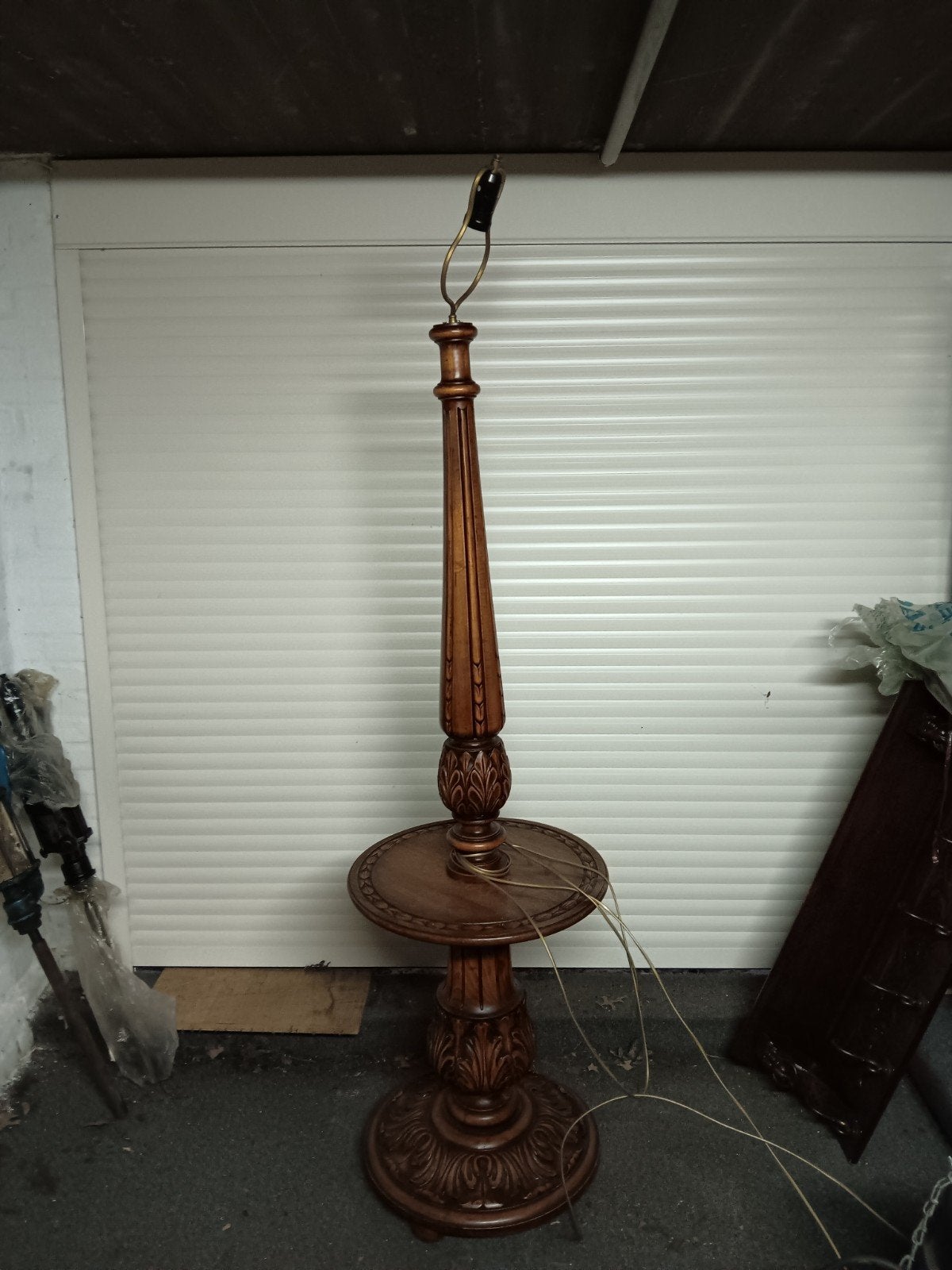 Staande lamp vloerlamp antiek, Ophalen