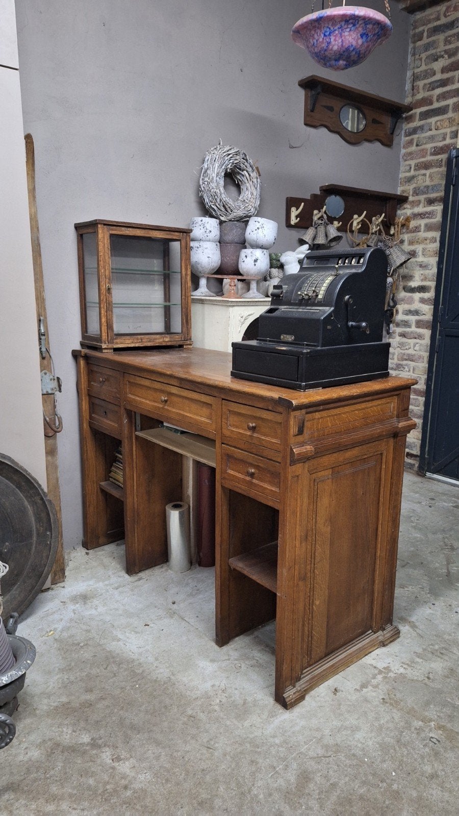 Antieke eikenhouten toonbank., Ophalen