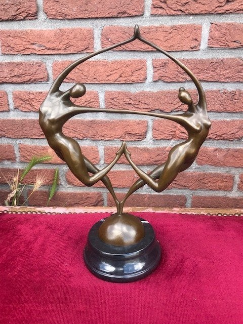 dansend paar in harmonie, brons en marmer, Antiek en Kunst, Ophalen of Verzenden, Brons