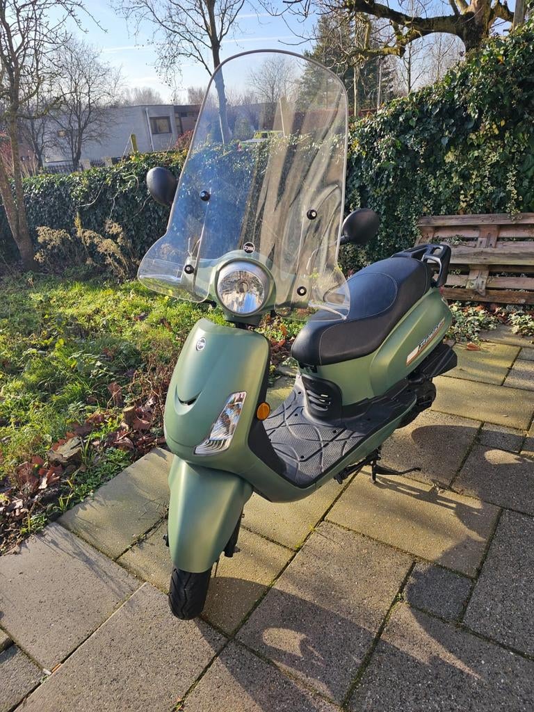 Sim fiddle 2, Fietsen en Brommers, Ophalen, Benzine, Fiddle