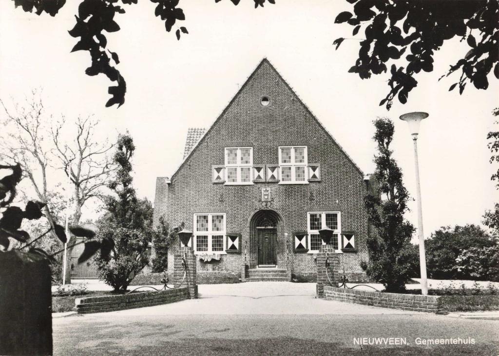 Nieuwveen Gemeentehuis AT337, Verzamelen, Ophalen, 1960 tot 1980, Ongelopen, Zuid-Holland