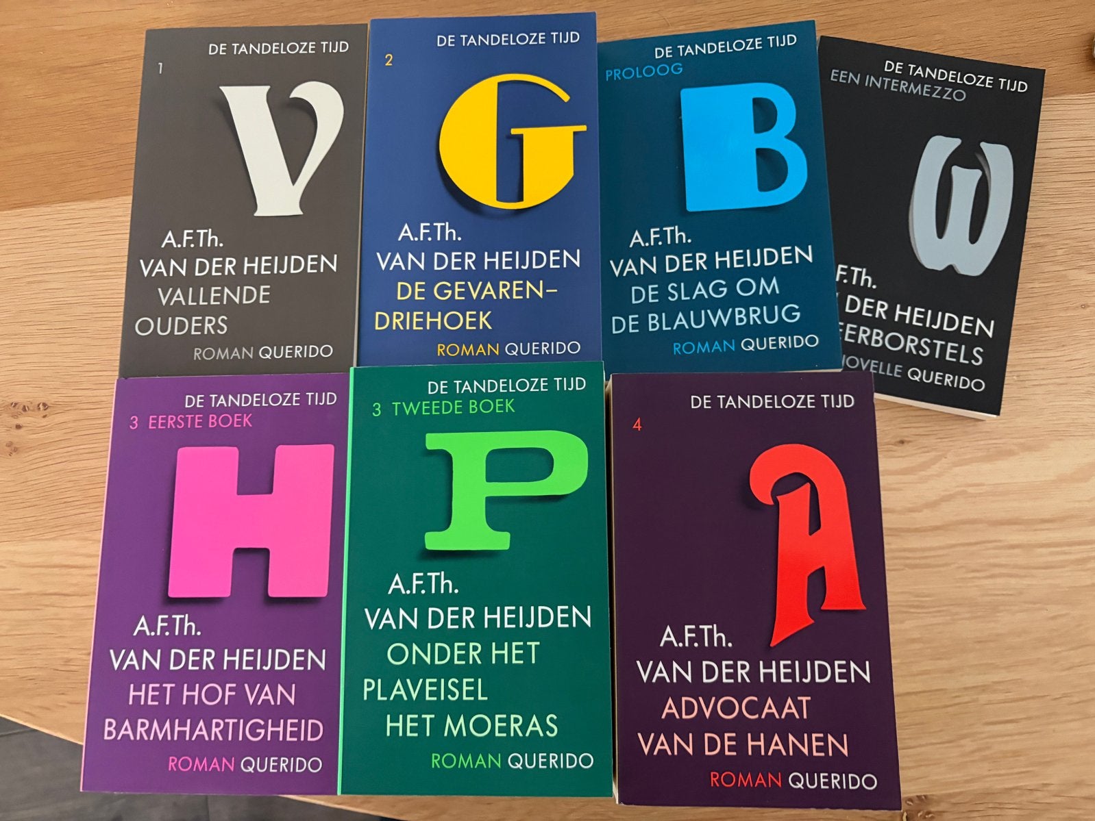De Tandeloze Tijd - A.F.Th. van der Heijden (complete serie), Ophalen of Verzenden, Zo goed als nieuw, Nederland