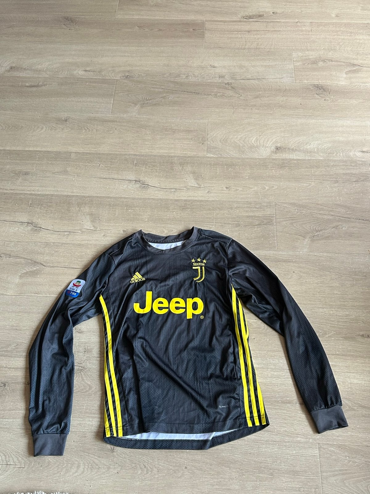 Adidas Juventus vintage uitshirt Maat M, Maat 48/50 (M), Zwart, Ophalen of Verzenden, Zo goed als nieuw