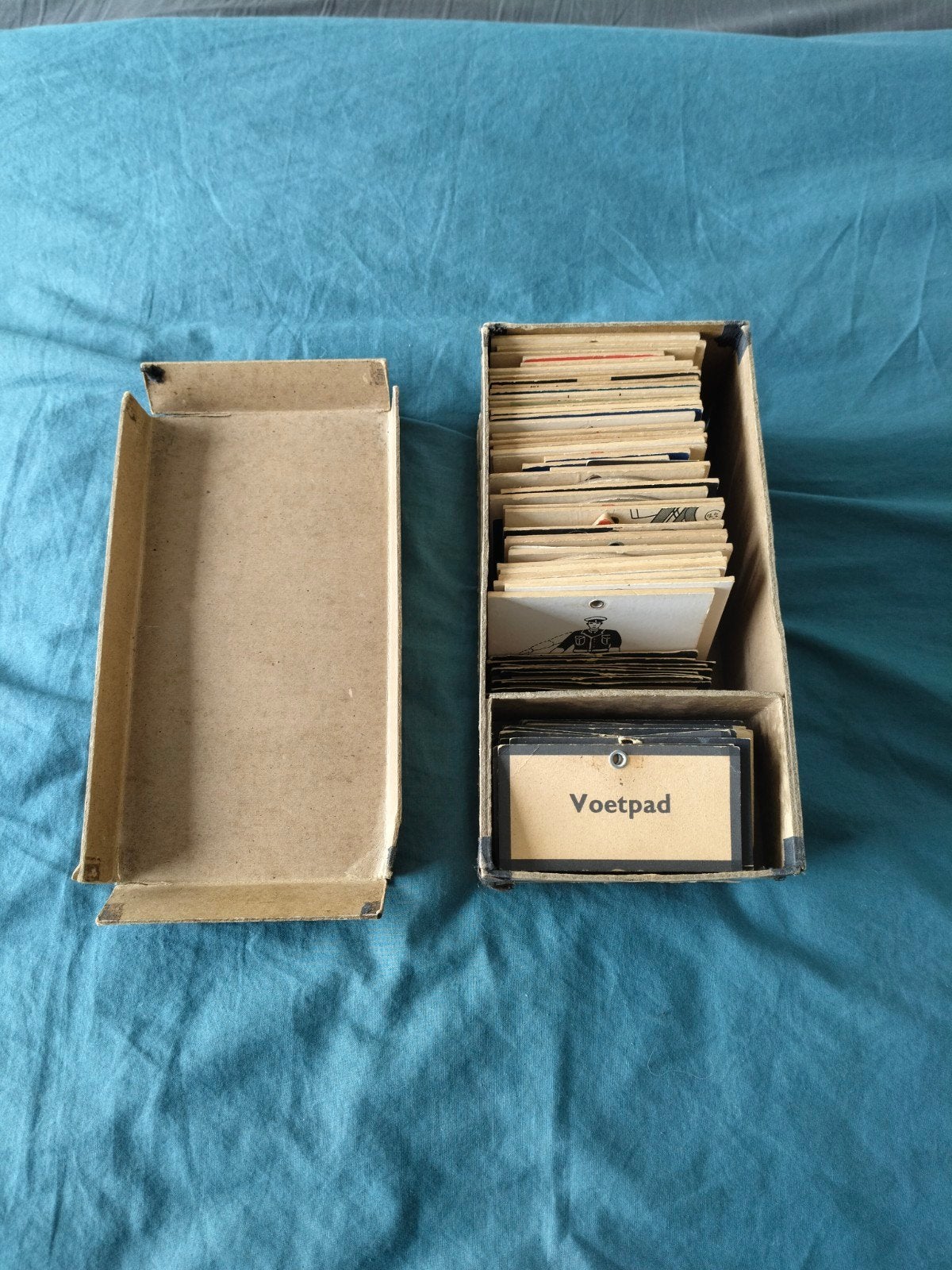 Vintage Verkeersborden en Verkeersregelaars Kaartjes, Antiek en Kunst, Verzenden