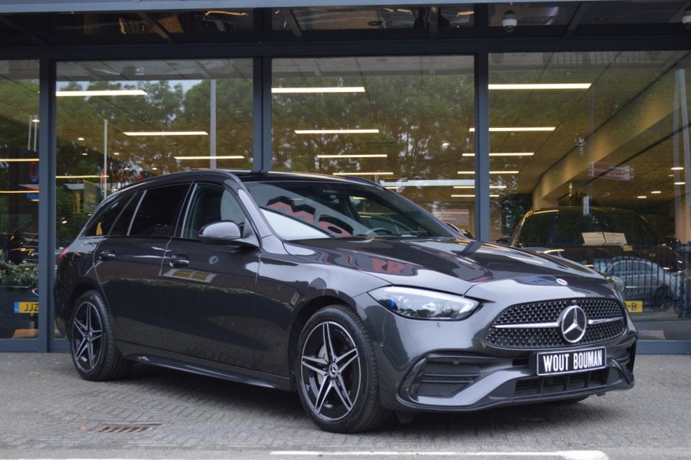 Mercedes-Benz C-Klasse Estate 300 e AMG Led Panorama Camera, Auto's, Automaat, Achterwielaandrijving, 4 cilinders, 167 km/l