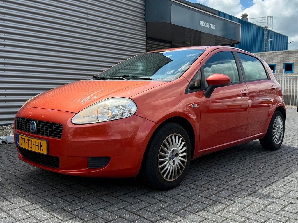 Fiat Grande Punto 1.4-16V Dynamic, Voorwielaandrijving, 400 kg, Grande Punto, Origineel Nederlands