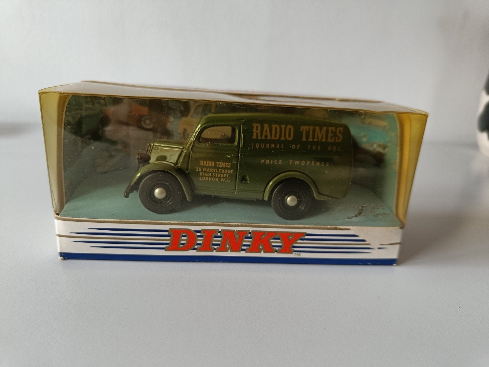 Dinky Toys 1950 Ford E83W 10 CWT Van "Radio Times" 1:43, Ophalen of Verzenden, Auto, Dinky Toys