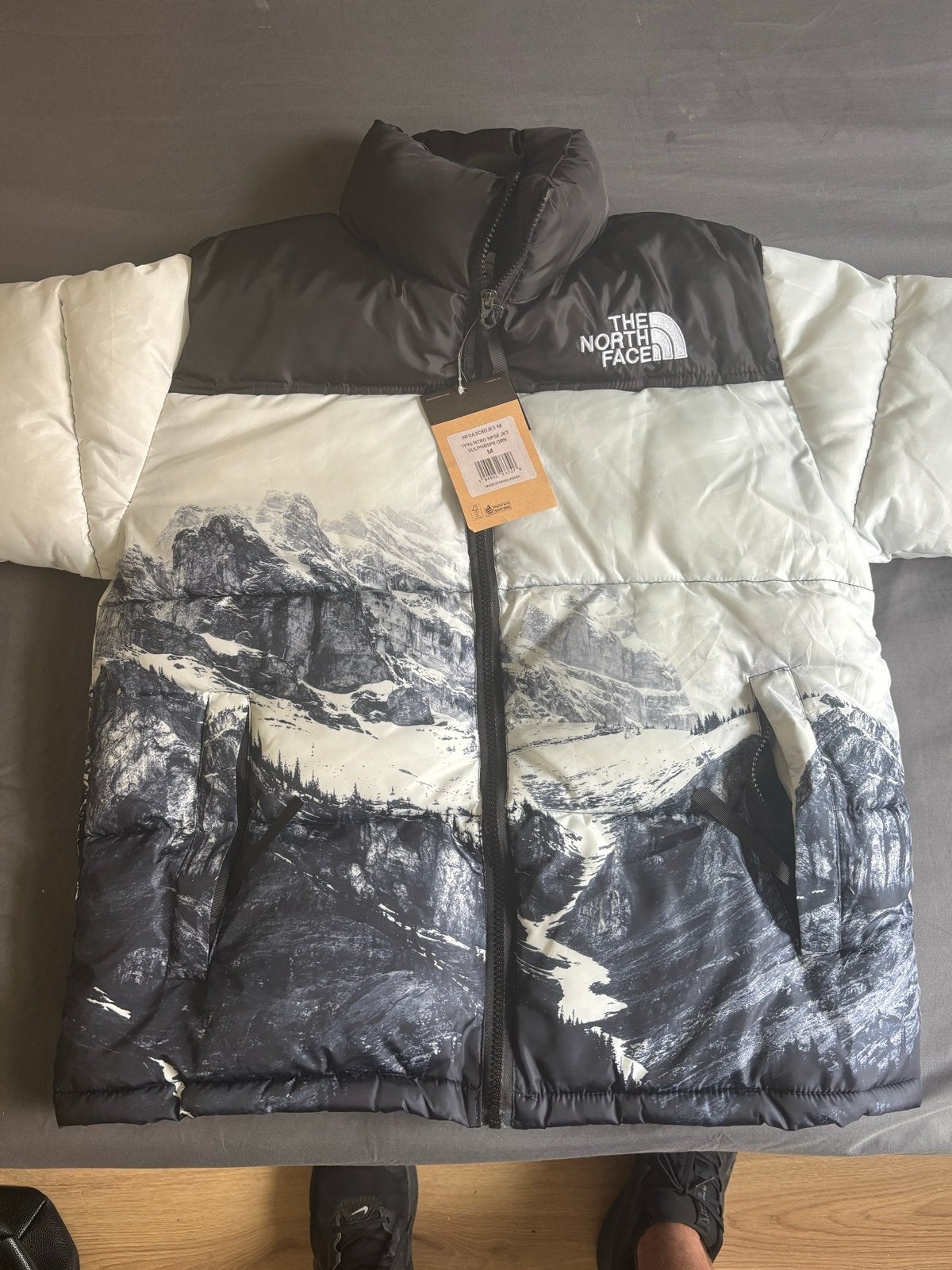 The North Face jas met bergprint, Ophalen of Verzenden, Nieuw, Maat 48/50 (M), Meerkleurig