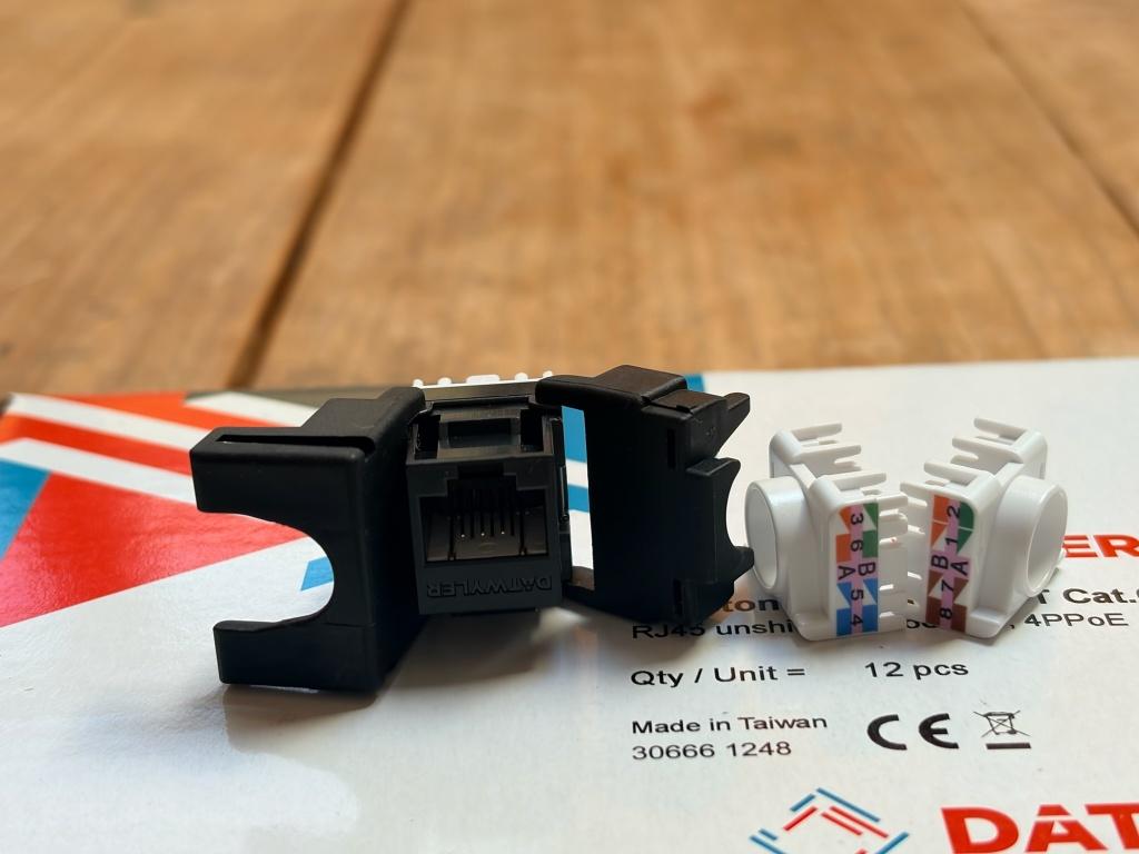 12 stuks Datwyler keystone module (Cat6), Ophalen of Verzenden, Nieuw