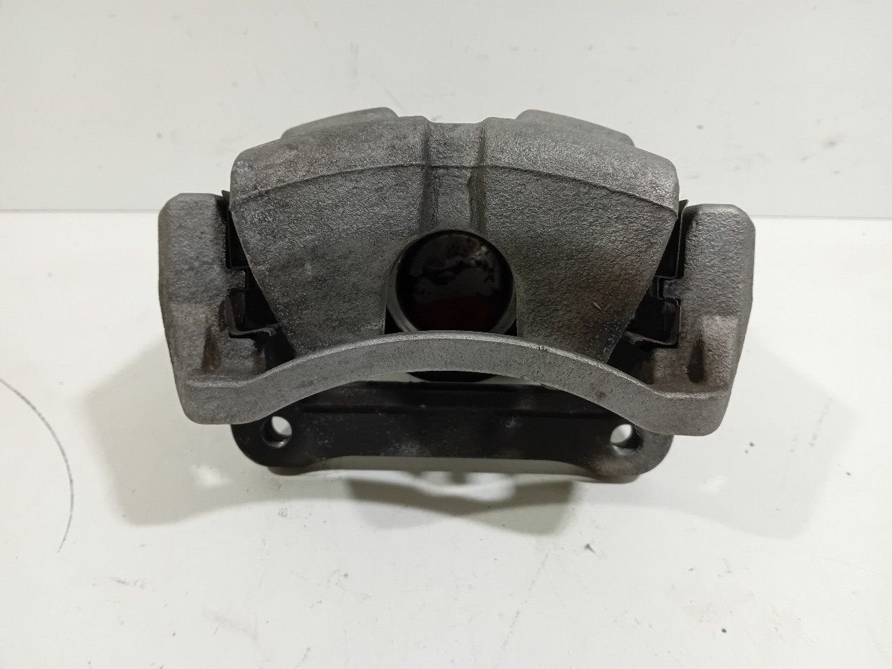 Foto 2 van Remklauw links voor Volvo XC40
