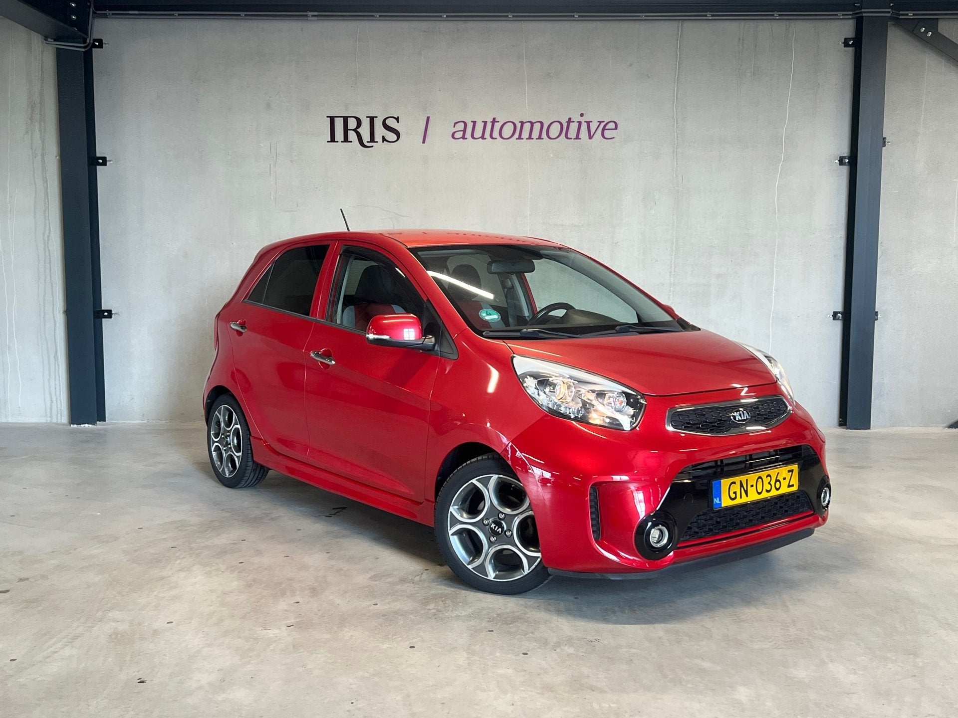 Kia Picanto 1.2 CVVT SportsLine - Cruise C - PDC - Stoelverw, Voorwielaandrijving, Stof, Gebruikt, Zwart
