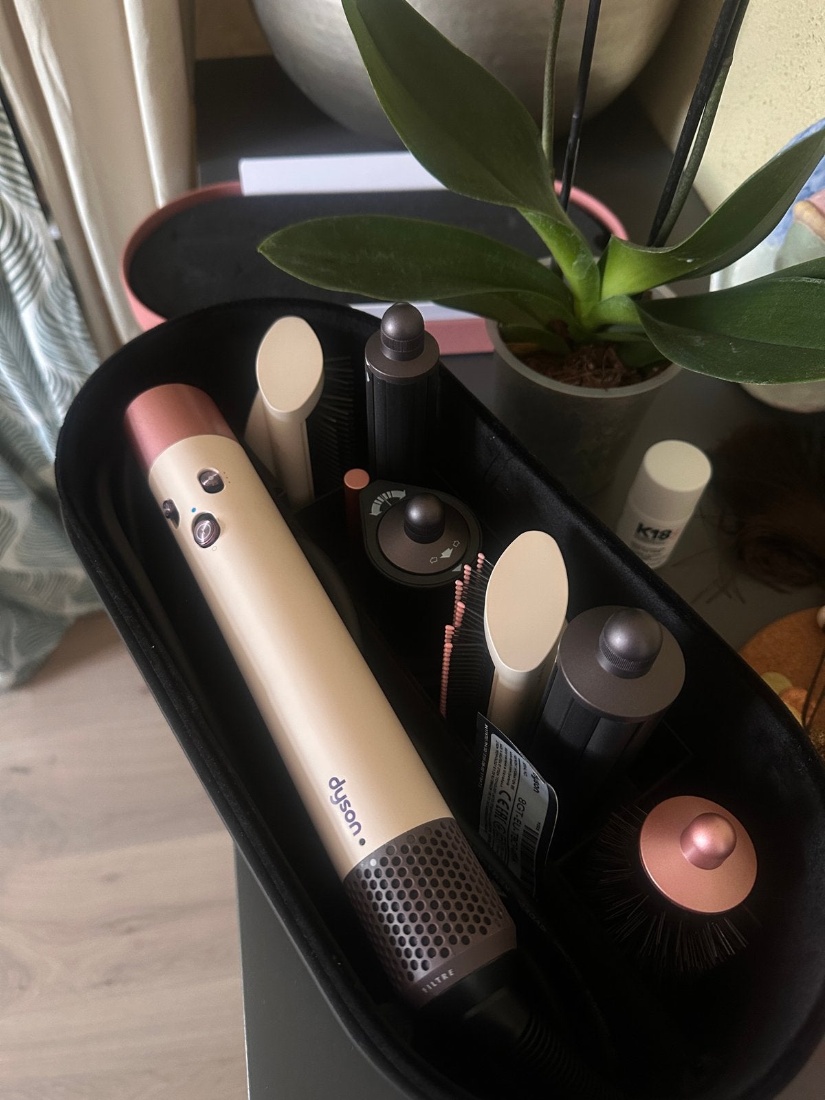 Dyson Airwrap Multi Styler - Compleet met accessoires, Ophalen, Zo goed als nieuw, Haarverzorging