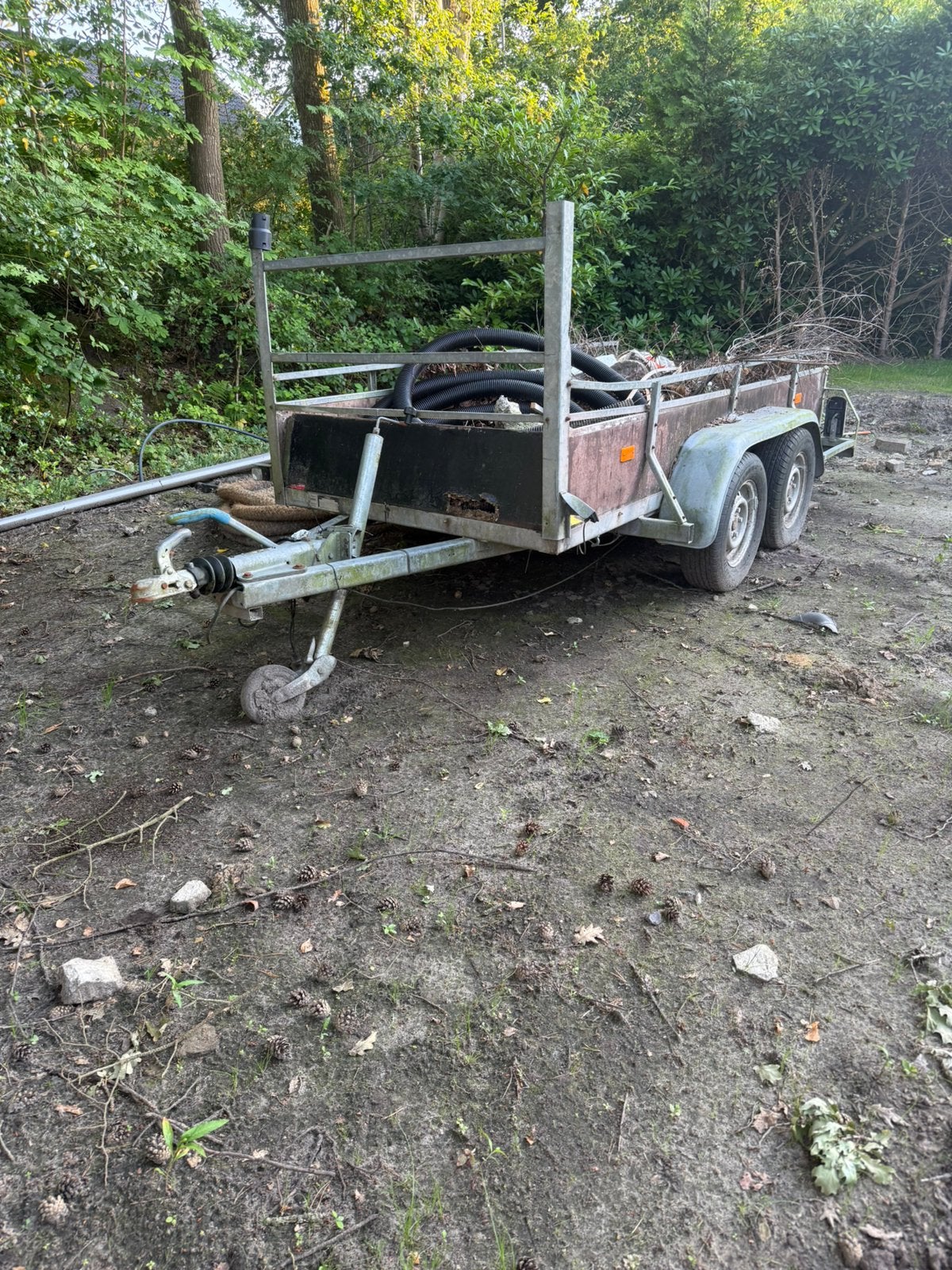Aanganger, aanhangwagen, bakwagen, plateauwagen, Ophalen, Gebruikt