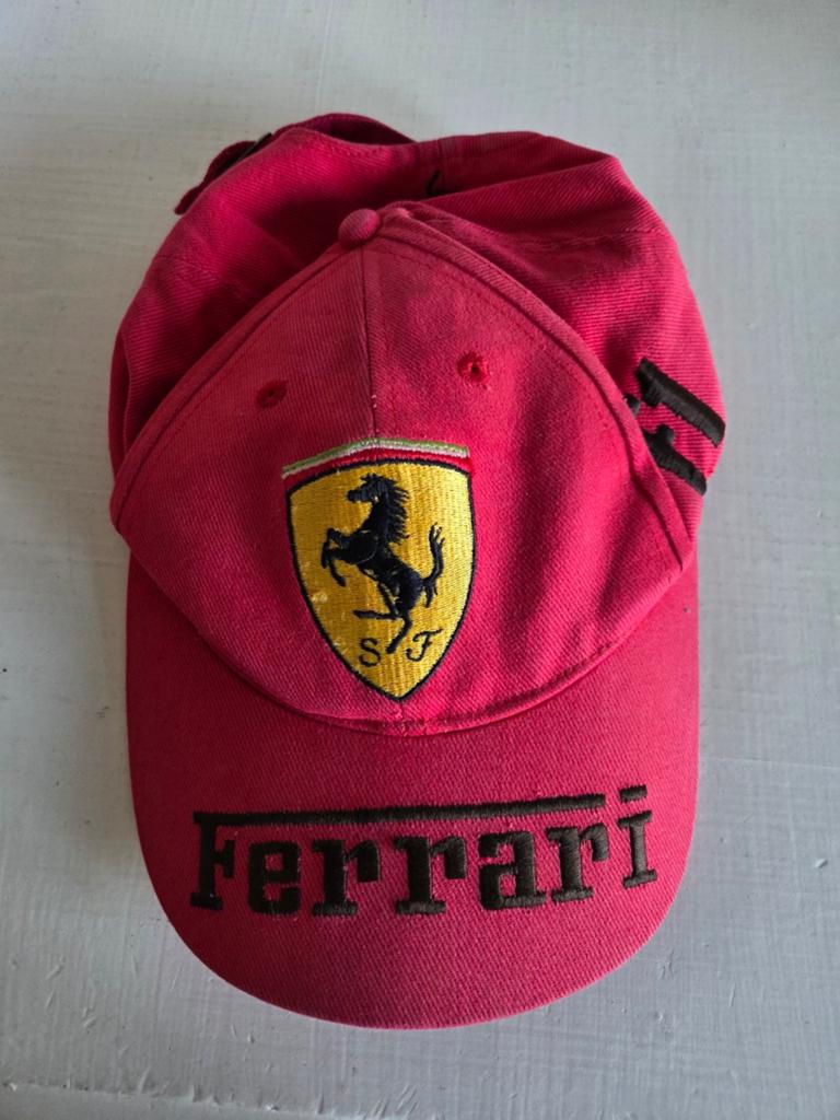 Ferrari pet, maat 58!, Ophalen of Verzenden, Zo goed als nieuw