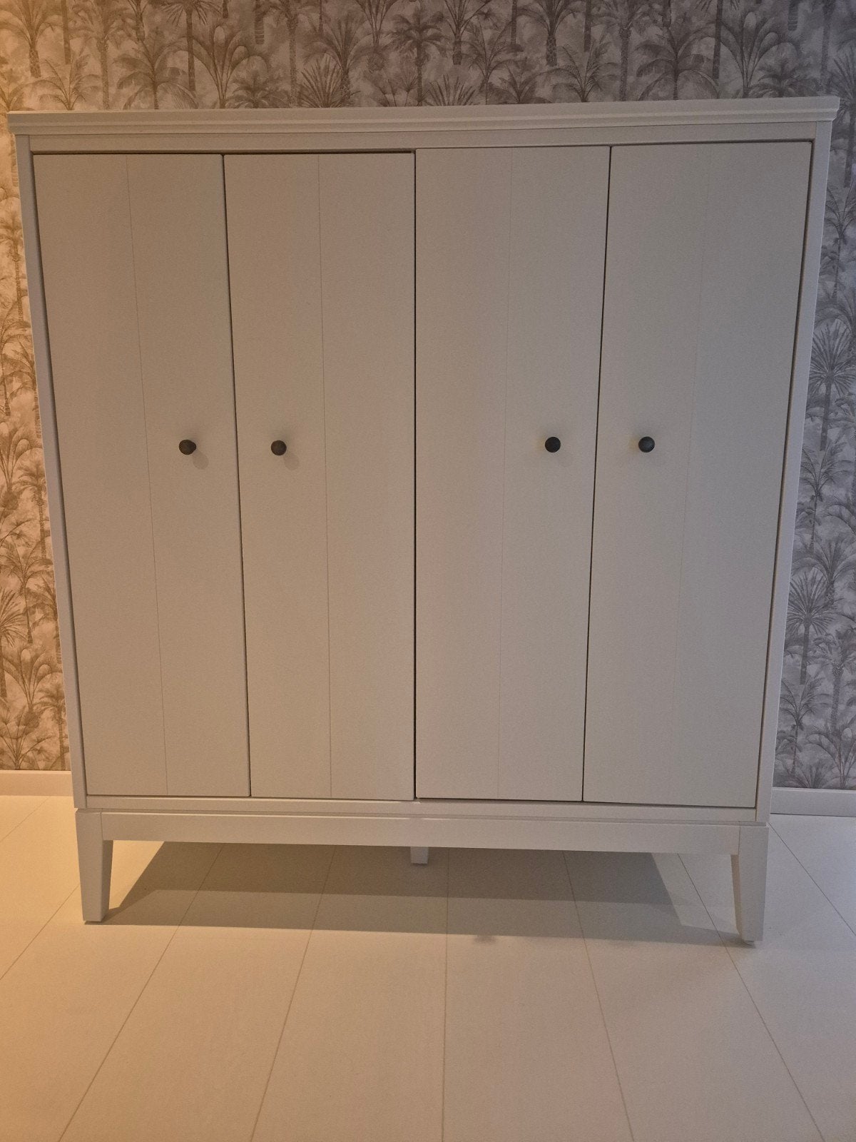 2x Ikea Idanäs kast met vouwdeuren/buffetkast, Ophalen, Gebruikt, 100 tot 150 cm, 100 tot 150 cm