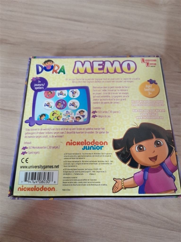 Dora memo - s4577, Hobby en Vrije tijd, Gezelschapsspellen | Bordspellen, Verzenden, Zo goed als nieuw