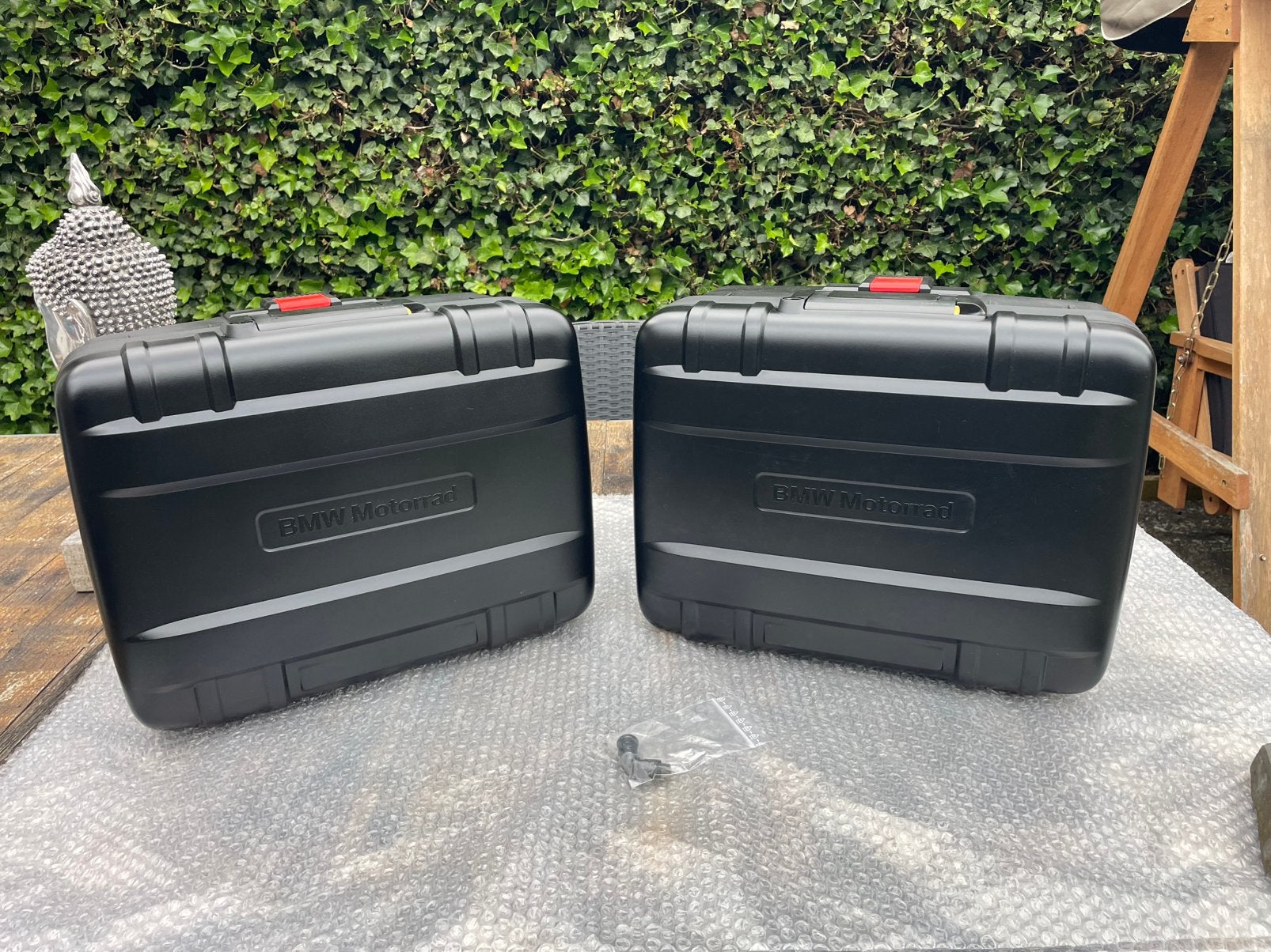 Kofferset Nieuwstaat! BMW F800GS F700GS F650GS zijkoffers, Motoren, Ophalen, Am Juliusturm 14-36, Www.bmwmotorrad.com, Zo goed als nieuw