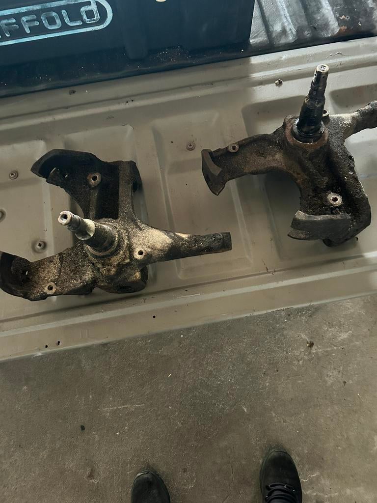Chevrolet c10 spindels/headers, Ophalen, Gebruikt, Chevrolet