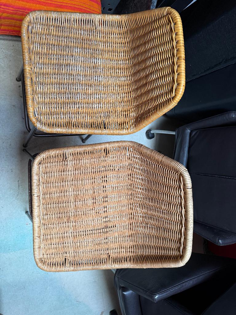 2x Rohé Noordwolde Pitriet barkrukken met voetensteun, Ophalen, Metaal, Gebruikt, 60 tot 90 cm