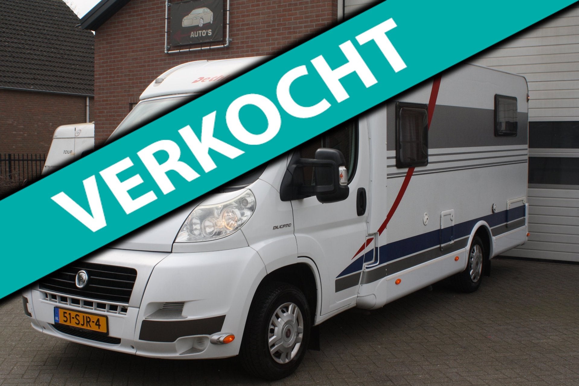 Dethleffs GLOBEBUS T 004 Cabine Airco, 4 Persoons, Luifel, V, Bedrijf, Benny Tewes, Binnenveld 7
5763BT  Milheeze, NL, Luifel