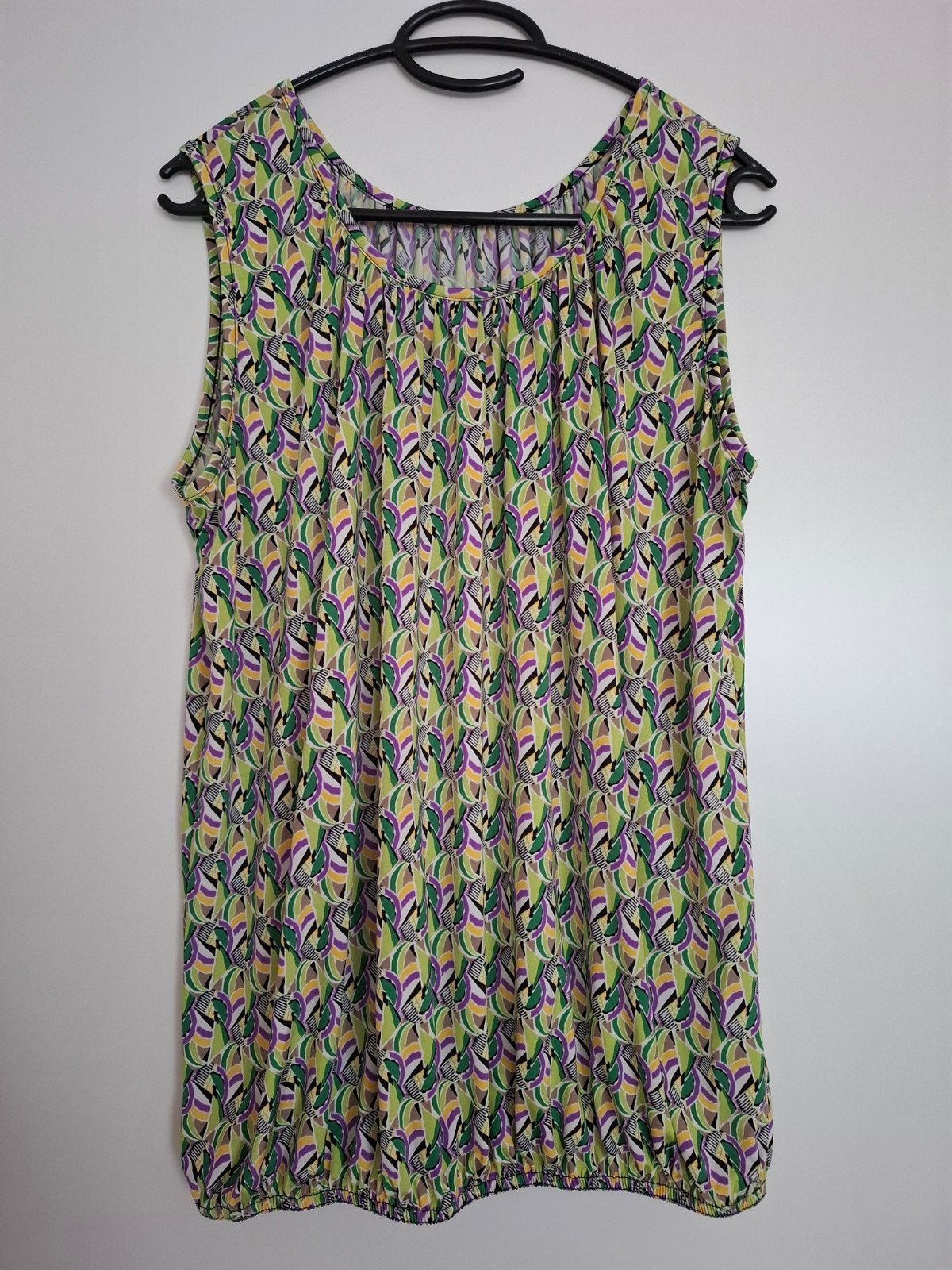 Mooie Ballon top universele maat, Kleding | Dames, Ophalen of Verzenden, Zo goed als nieuw, Meerkleurig, Zonder mouw