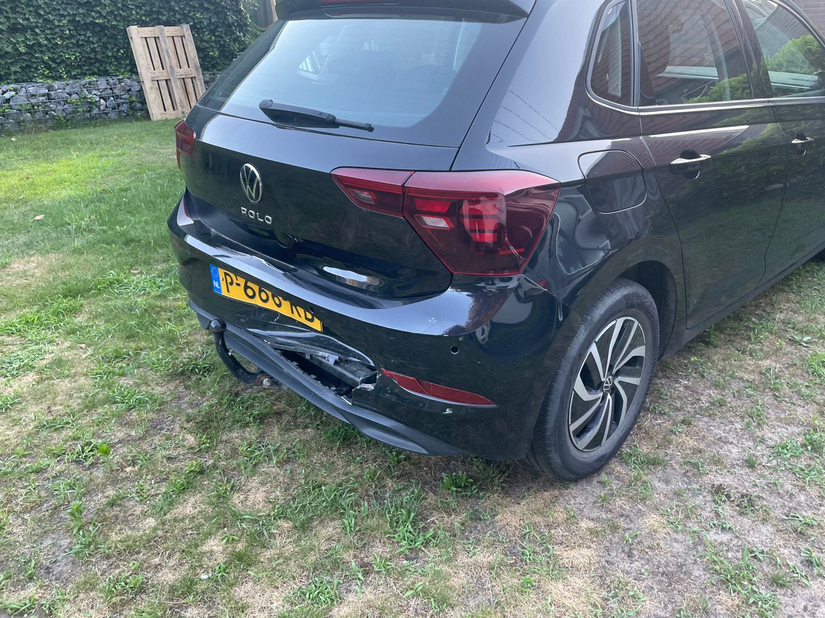 Vw polo 1.0 tsi bj 2022 rijdbare achter schade, Auto diversen, Schadeauto's, Ophalen, Zwart, Benzine