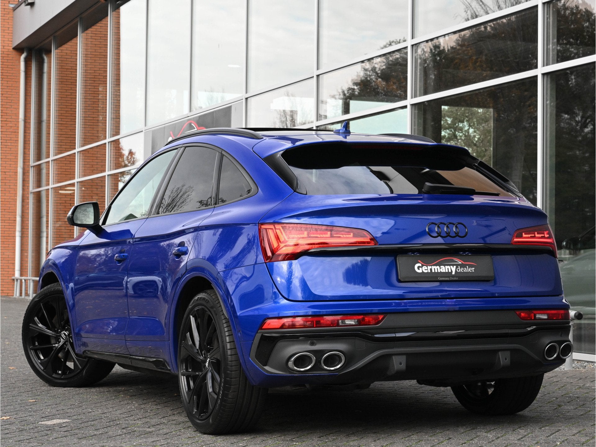 Audi SQ5 SPORTBACK 3.0TDI 342 pk Quattro Ultra Blauw Luchtve, Auto's, Audi, Automaat, Dealer onderhouden, Gebruikt, Zwart