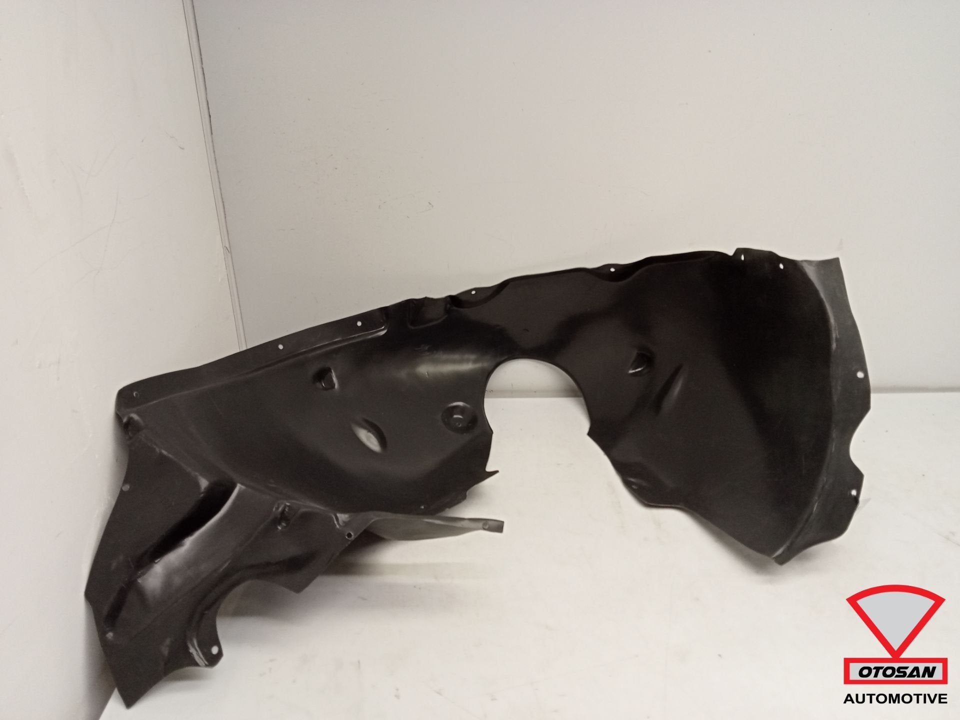 Seat Ibiza 6F 2017+ Wielkuip Modderkuip Links Voor Nieuw, Autovia A-2, Km 585 585
08760  Martorell, ES, Ophalen of Verzenden, SEAT S.A.