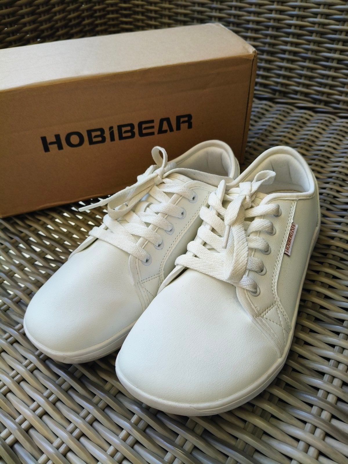 hobibear barefoot sneakers maat 40, Hobibear, Wit, Ophalen of Verzenden, Sneakers of Gympen
