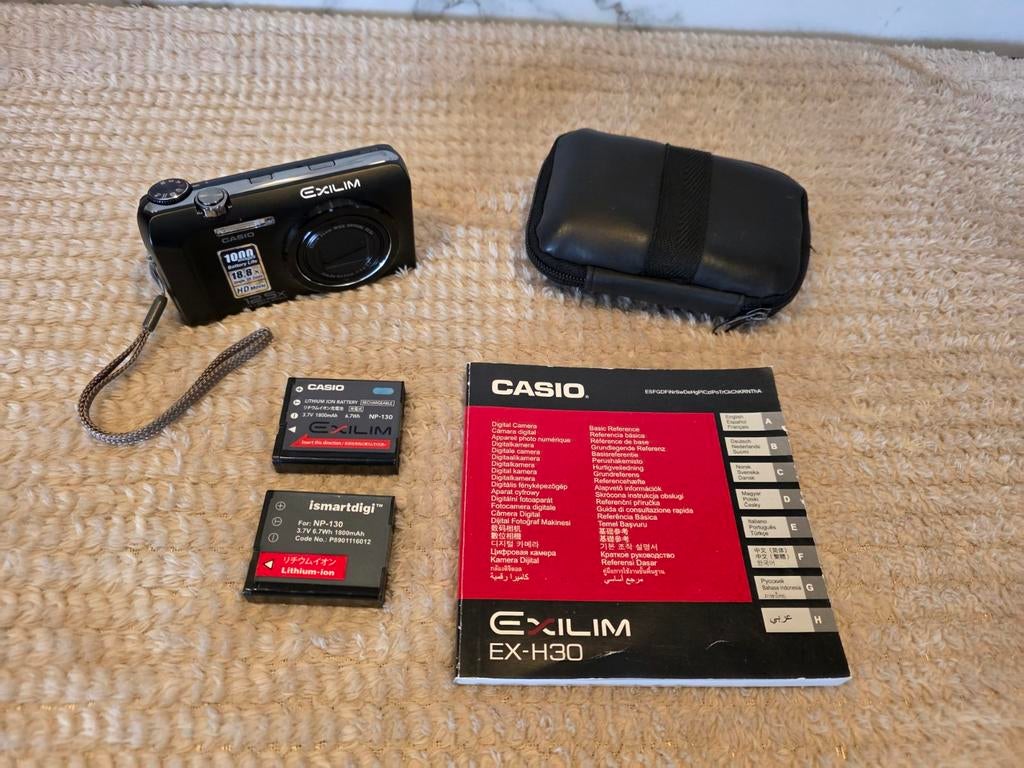Casio Exilim EX-H30 16MP + 2 accu’s lader set, Ophalen of Verzenden, Zo goed als nieuw, Compact, 16 Megapixel