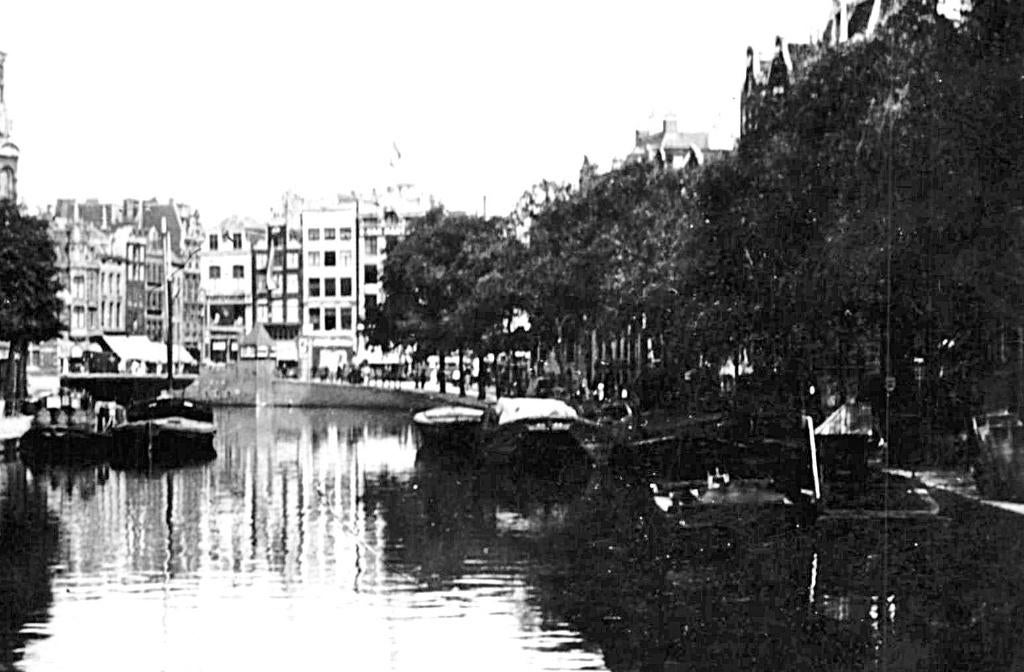 939558 Amsterdam Singel Jr 40 50 Leuke kaart Onbeschreven, Ophalen of Verzenden, Voor 1920, Ongelopen, Noord-Holland
