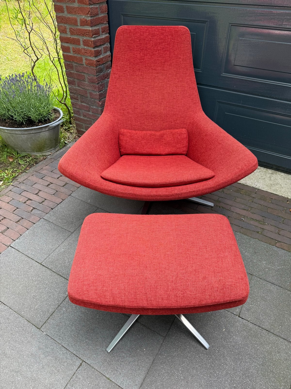 B&B Italia Relaxfauteuil met voetenbank - Rood, Huis en Inrichting, Fauteuils, Modern vintage, Gebruikt, 75 tot 100 cm, Ophalen of Verzenden