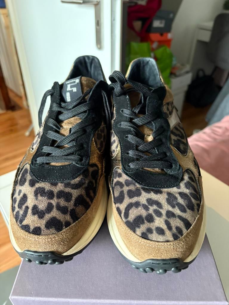 Floris van Bommel sneakers Maat 42, Bruin, Ophalen of Verzenden, Sneakers of Gympen, Zo goed als nieuw