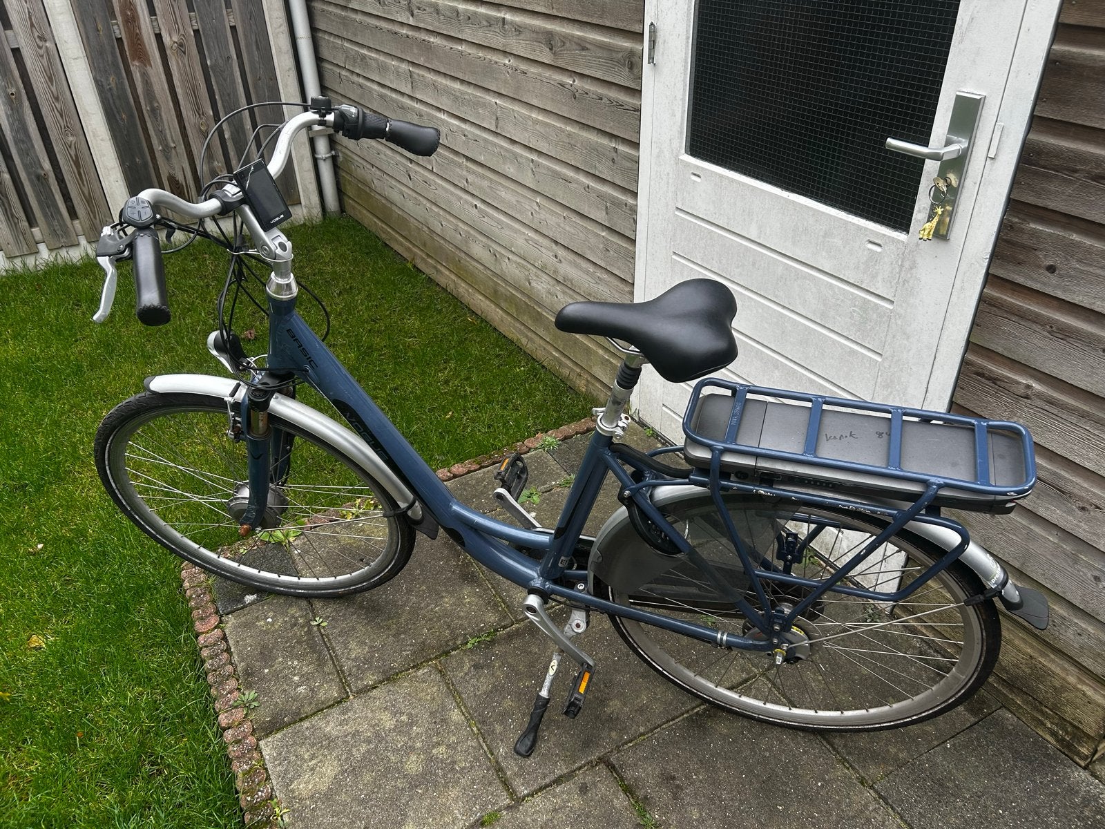 Vogue Basic elektrische fiets, Gebruikt, 51 tot 55 cm, 50 km per accu of meer, Ophalen