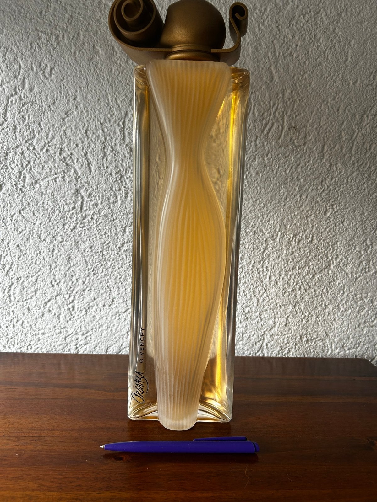 Grote Givenchy Organza Factice - 42cm Hoog, Ophalen, Zo goed als nieuw