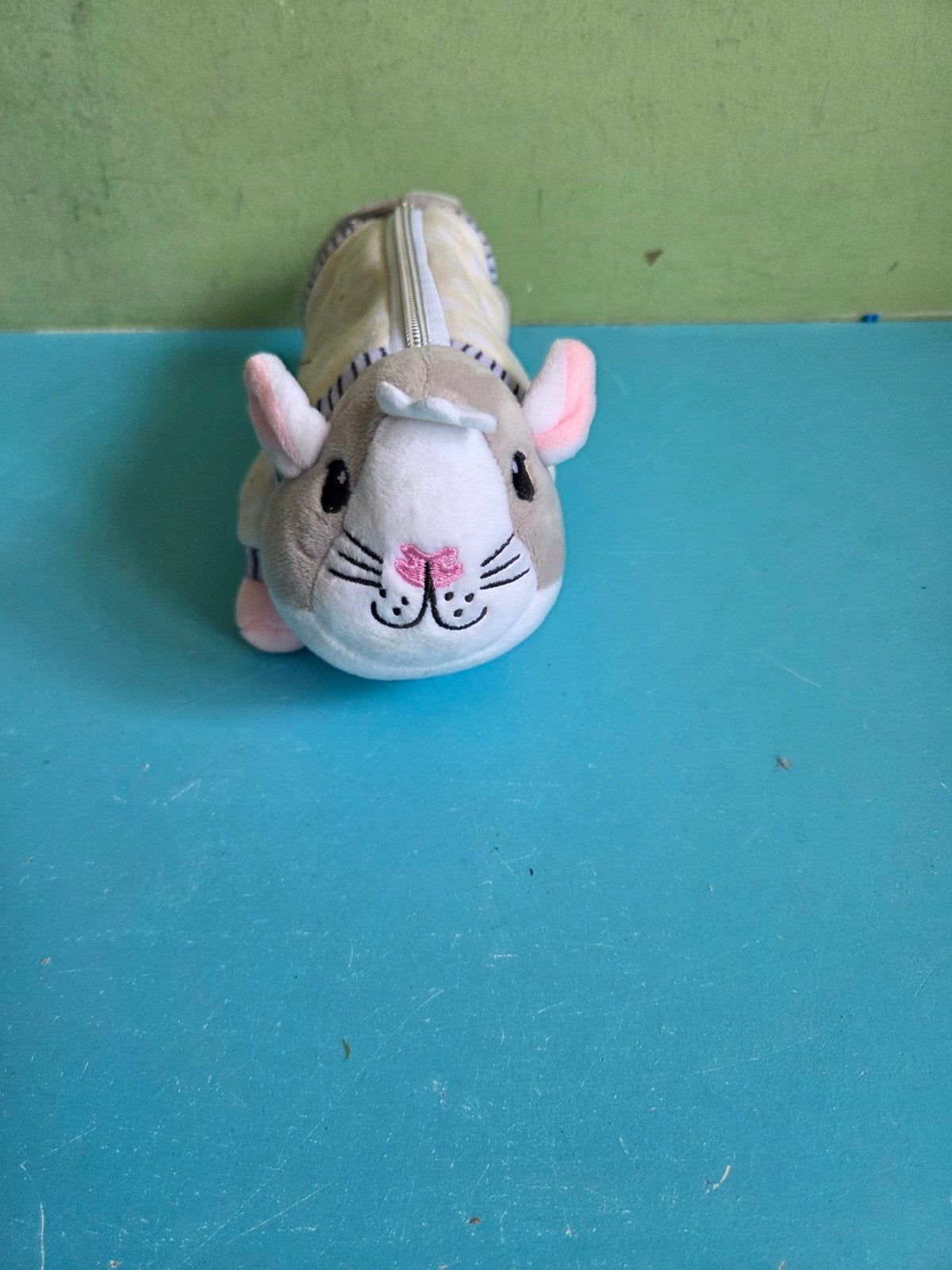 Leuke muis etui / knuffel - Zo goed als nieuw, Ophalen of Verzenden, Zo goed als nieuw, Overige typen