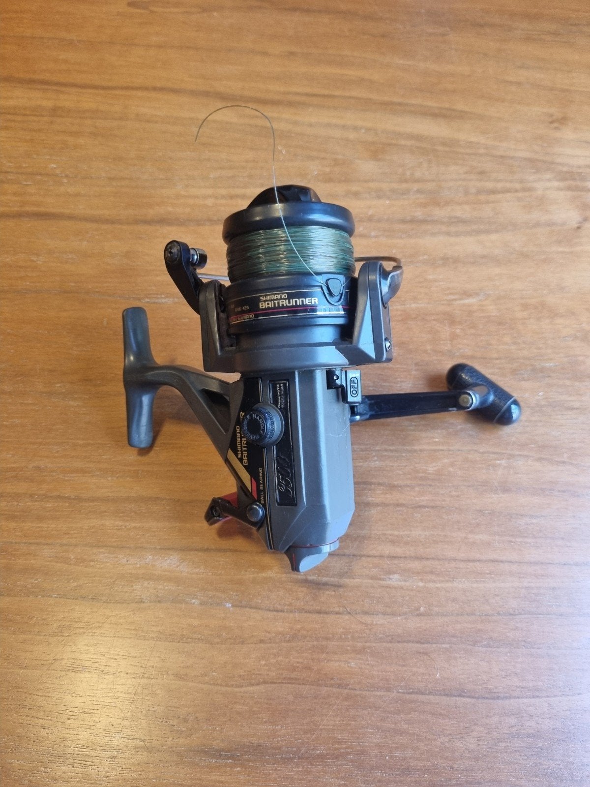 Shimano Baitrunner 3500 Made in Japan – De Echte Klassieker!, Ophalen of Verzenden, Zo goed als nieuw, Werphengel