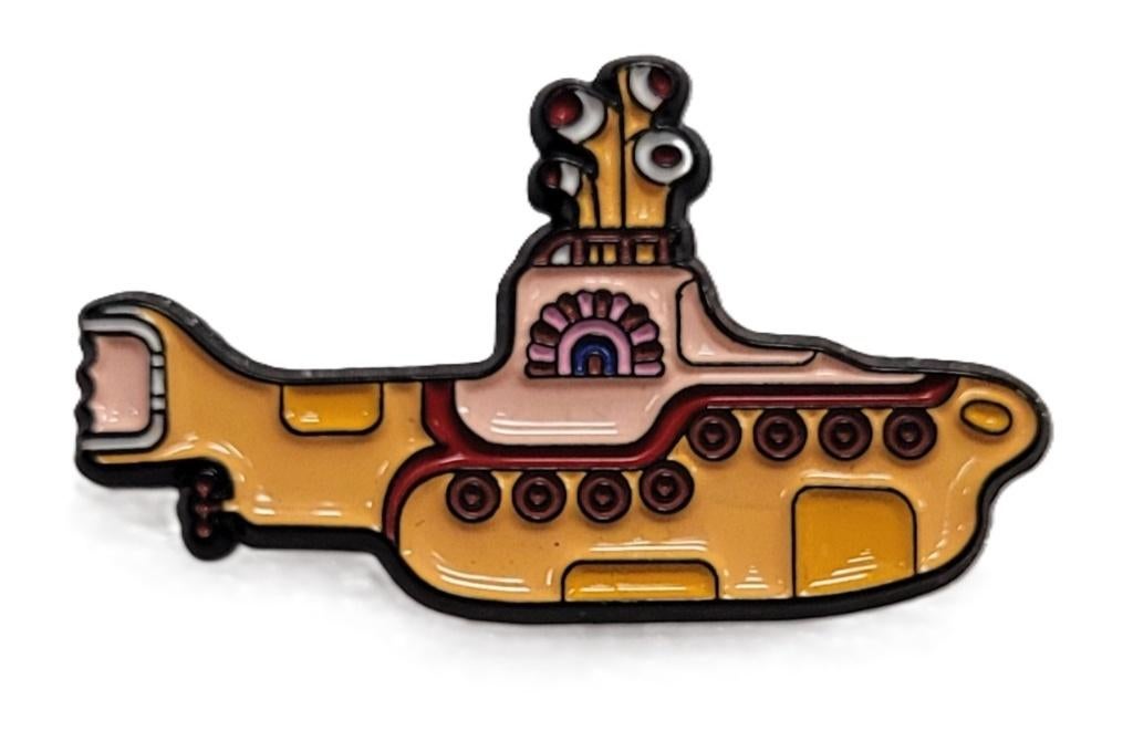 The Beatles Yellow Submarine pin van metaal speldje pins, Info@deconoord.nl, Deco Noord, Nieuw, Ophalen of Verzenden