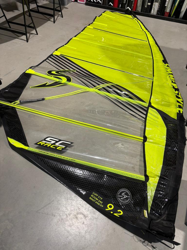 Simmer Style SC Race 9.2 | NIEUW, Watersport en Boten, Windsurfen, Nieuw, Zeil, Overige merken, Met draagtas, 8 m² of meer, Ophalen