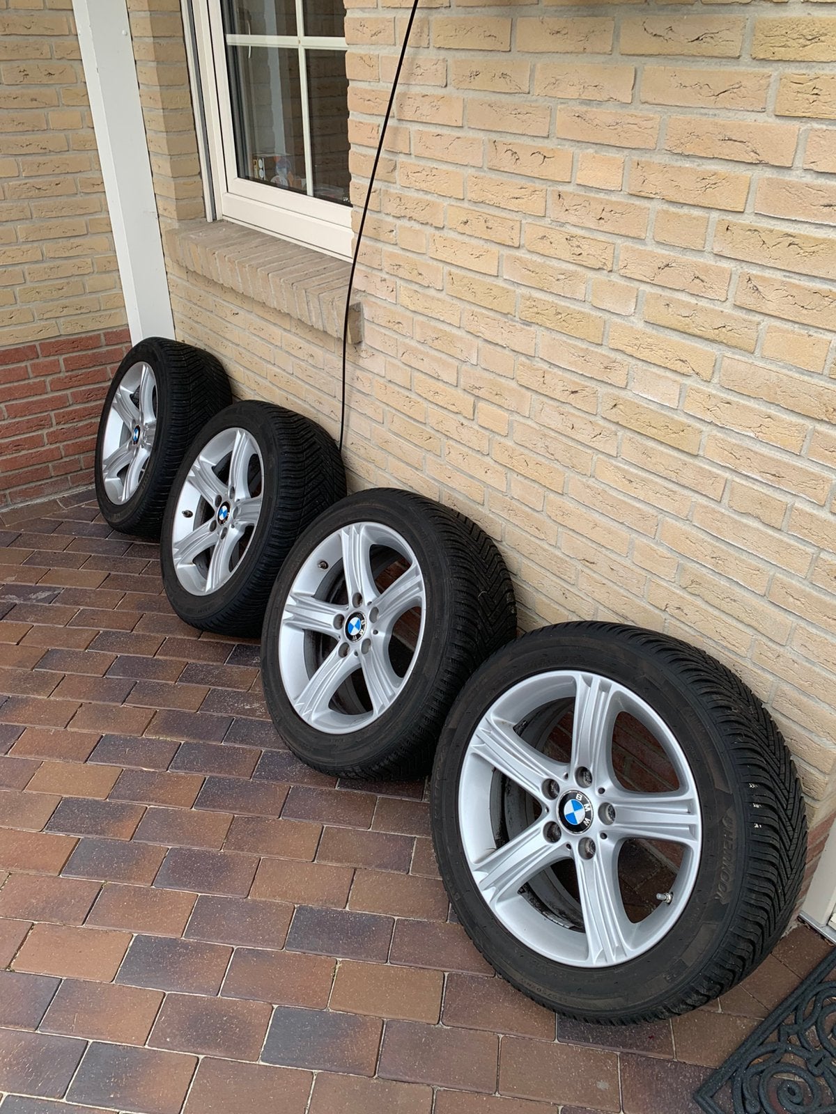 BMW 3 Serie F31 originele velgen & all season Hankook banden, Auto-onderdelen, Ophalen, Gebruikt, Velg(en), 17 inch