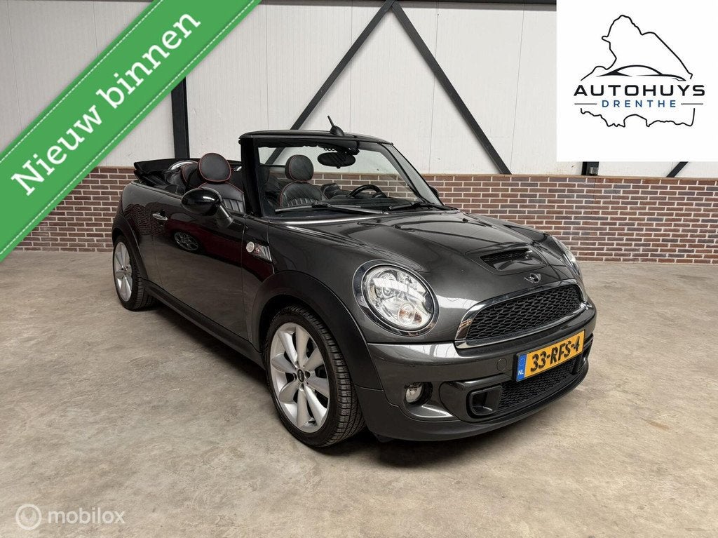Mini Cabrio 1.6 Cooper S Chili Harman Kardon | Stoel Verwarm, Auto's, Voorwielaandrijving, Euro 5, Gebruikt, Zwart