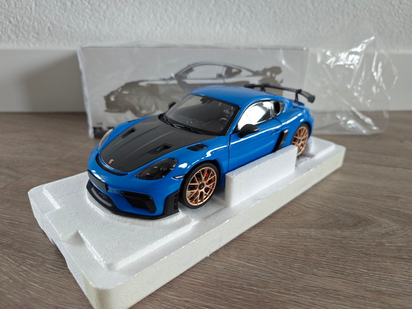 Minichamps Porsche 718 Cayman GT4 RS Weissach Pack '24 nieuw, Ophalen of Verzenden, Nieuw, Auto, MiniChamps