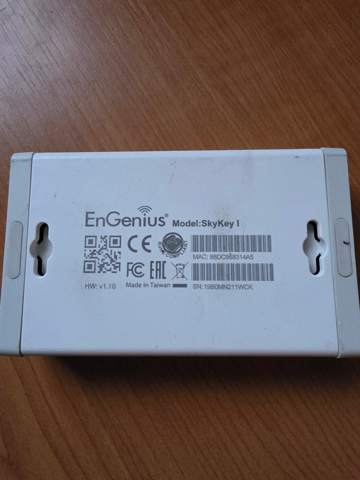 EnGenius SkyKey I Cloud Controller - Router, Computers en Software, Ophalen of Verzenden, Gebruikt, Router, EnGenius